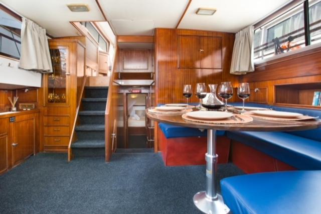 Classic yacht with huge deck&amazing views Sant Adria de Besos Exterior foto